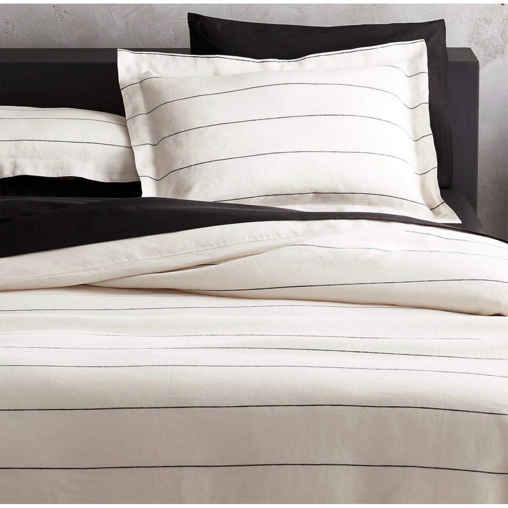 CB2 Pinstripe Linen White Full Queen Duvet Cover 100% Linen 88x92 FLAW